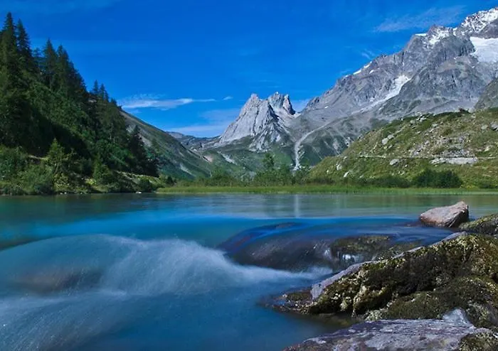 Апартаменты La Maison Des Guides - Trilocale A 500 Mt Dalle Piste Di Dolonne Курмайор