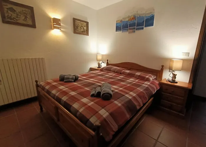 La Maison Des Guides - Trilocale A 500 Mt Dalle Piste Di Dolonne Курмайор