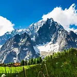 La Maison Des Guides - Trilocale A 500 Mt Dalle Piste Di Dolonne Courmayeur