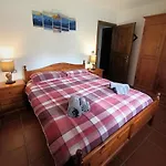 Apartament La Maison Des Guides - Trilocale A 500 Mt Dalle Piste Di Dolonne Courmayeur
