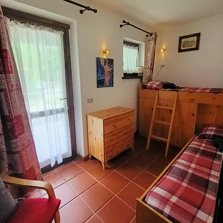 La Maison Des Guides - Trilocale A 500 Mt Dalle Piste Di Dolonne Διαμέρισμα *