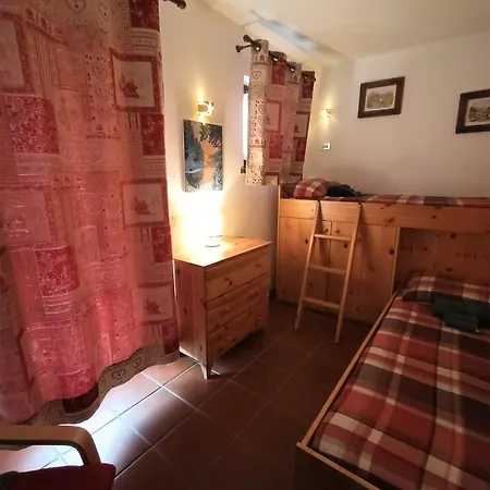 La Maison Des Guides - Trilocale A 500 Mt Dalle Piste Di Dolonne Διαμέρισμα *