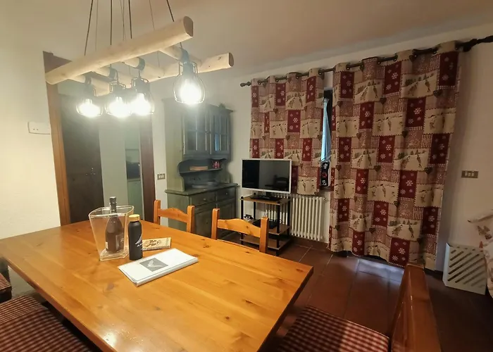 La Maison Des Guides - Trilocale A 500 Mt Dalle Piste Di Dolonne Courmayeur